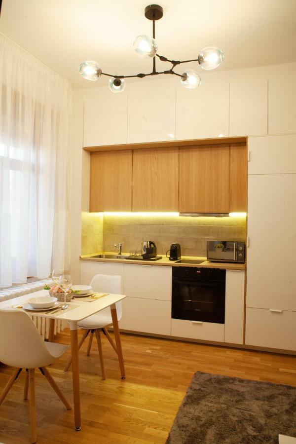 Marvel Apartman เดเบรตเซน ภายนอก รูปภาพ
